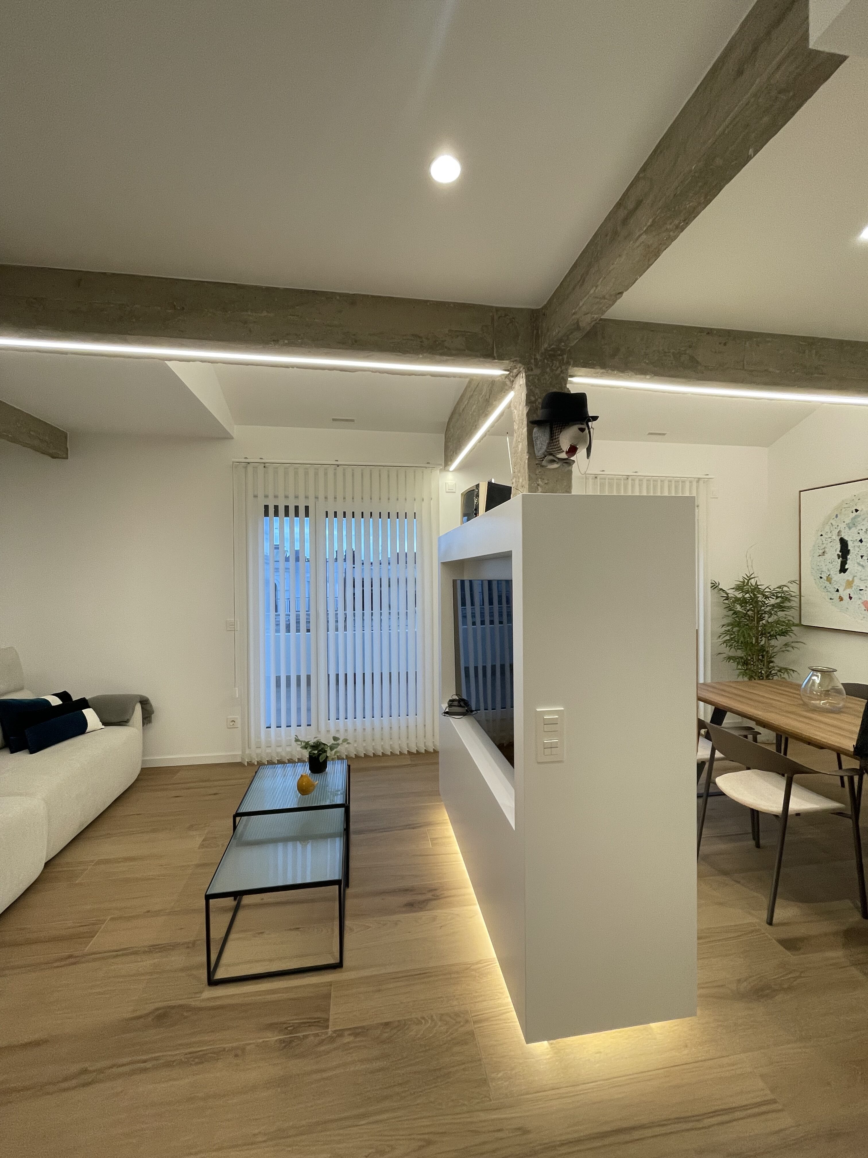 Reforma integral y decoración en vivienda en Gros, Donostia