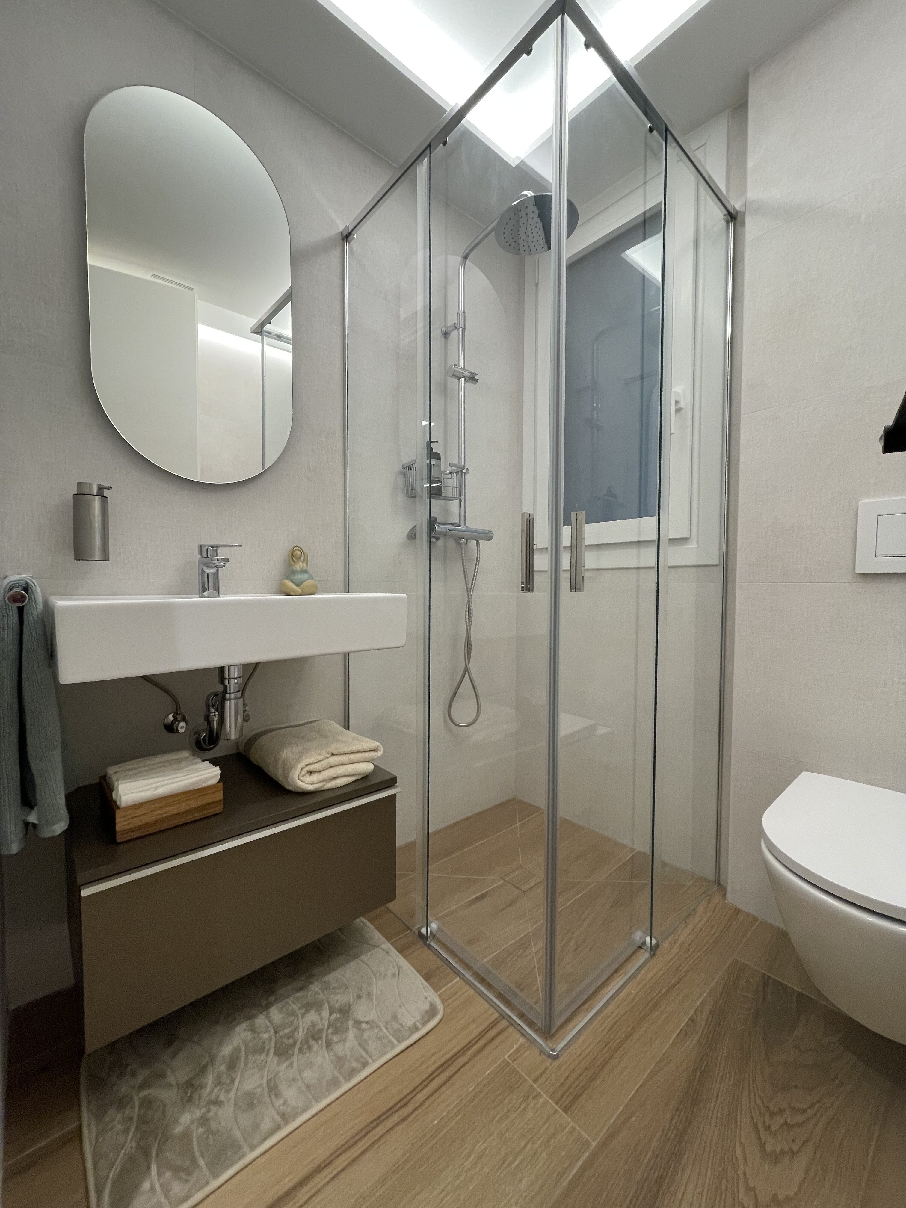 Reforma integral y decoración en vivienda en Gros, Donostia