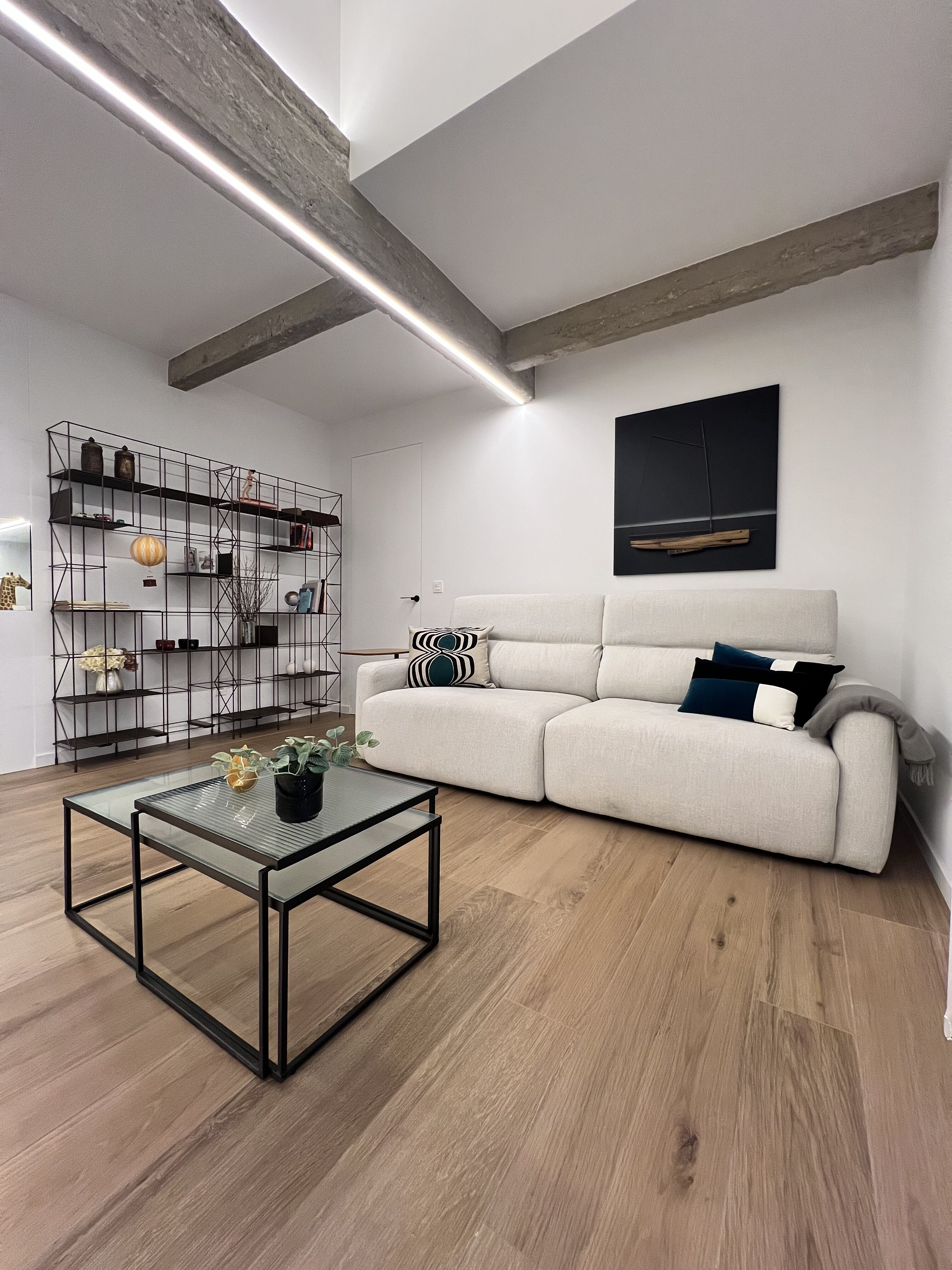 Reforma integral y decoración en vivienda en Gros, Donostia