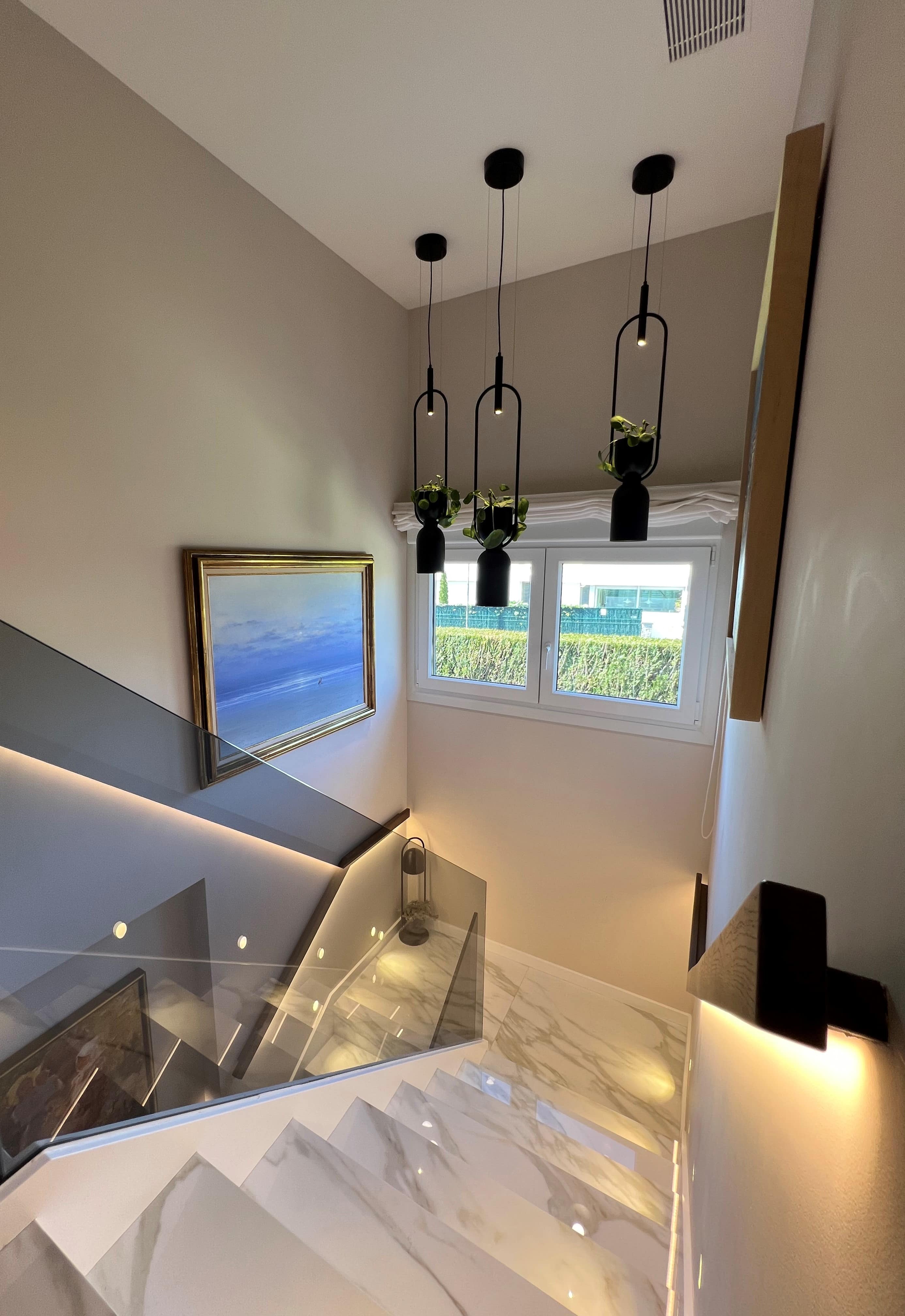 Interiorismo y exteriores de villa en Miramón, Donostia