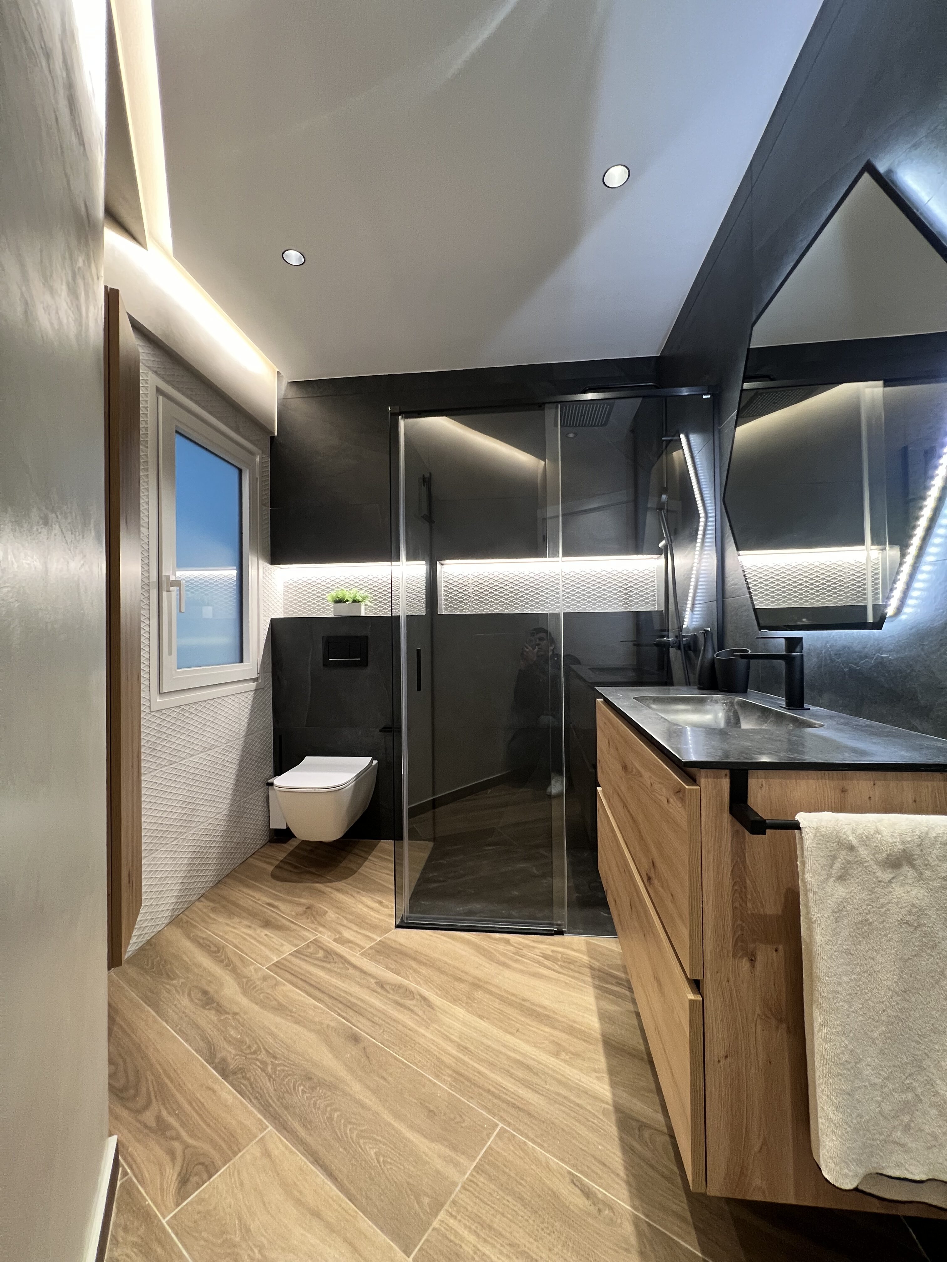 Reforma integral de vivienda gamer en Amara, Donostia