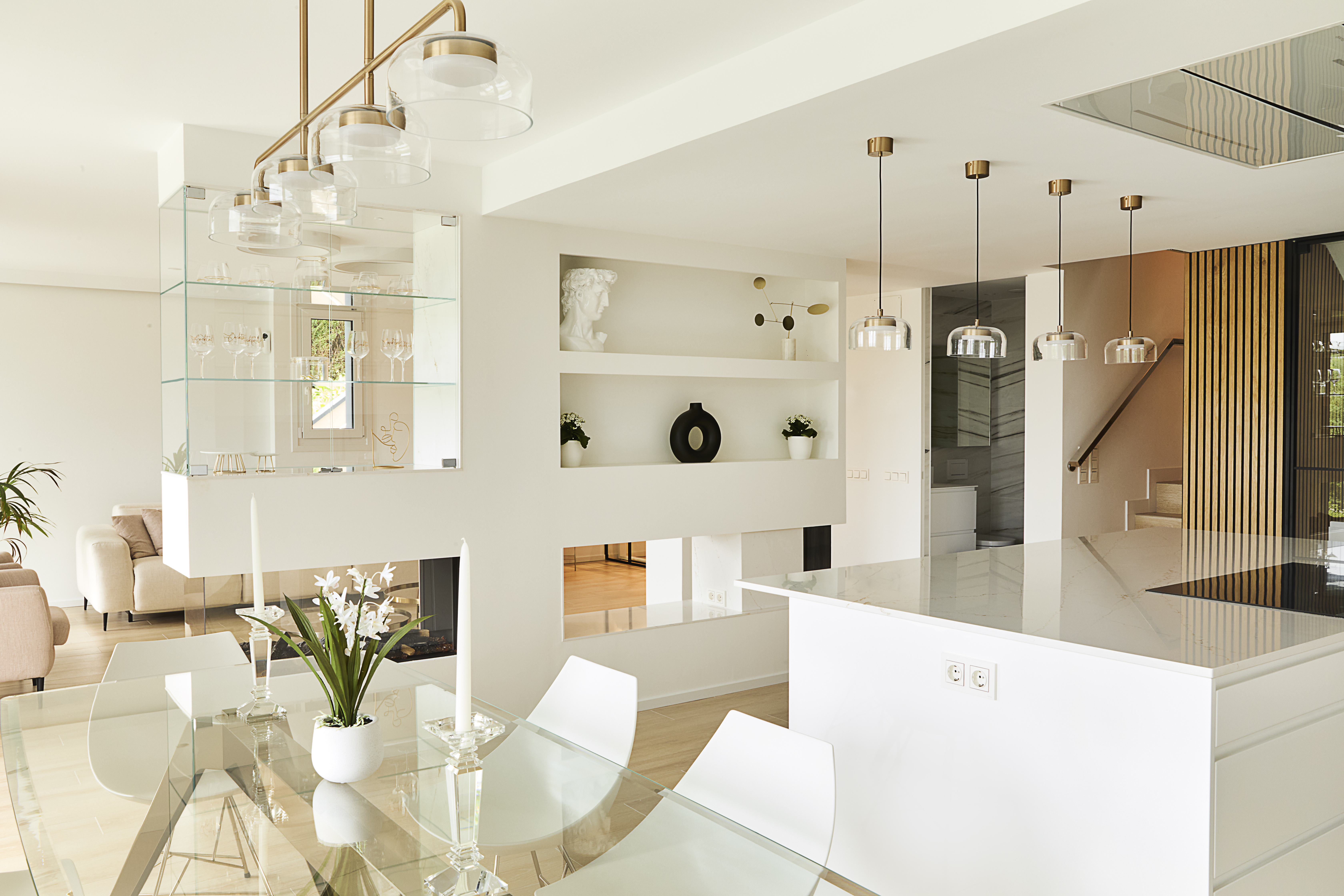 Reforma y redistribución de 2ª villa en Aguerre Bidea, Donostia